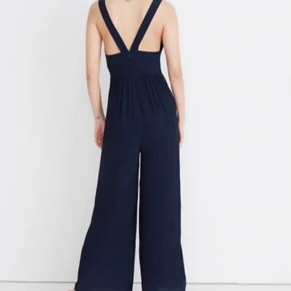 Madewell | V-Back Wide Leg Pleated Jumpsuit in Navy - Picture 2 of 9